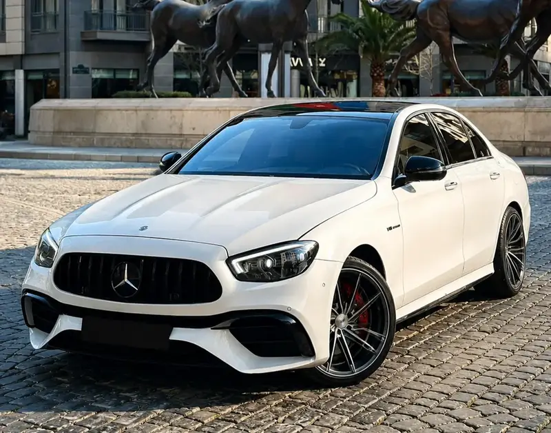 E 300